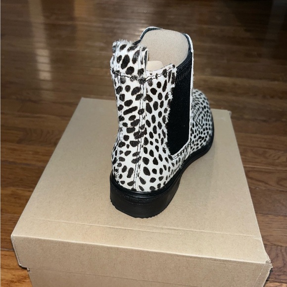 Clark’s Haircalf Clarkdale Arlo Dalmatian Print Chelsea Boot Women’s Size 6 - Picture 8 of 11